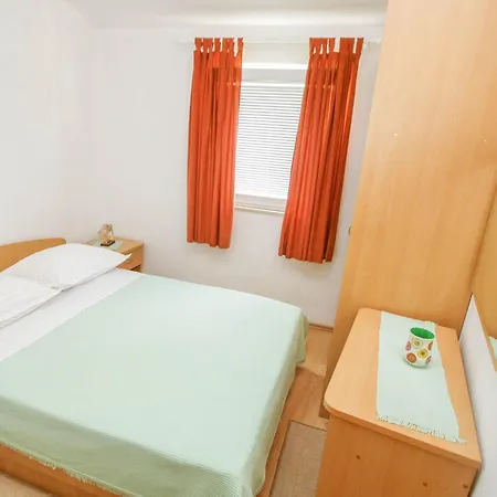 Apartment Dragica